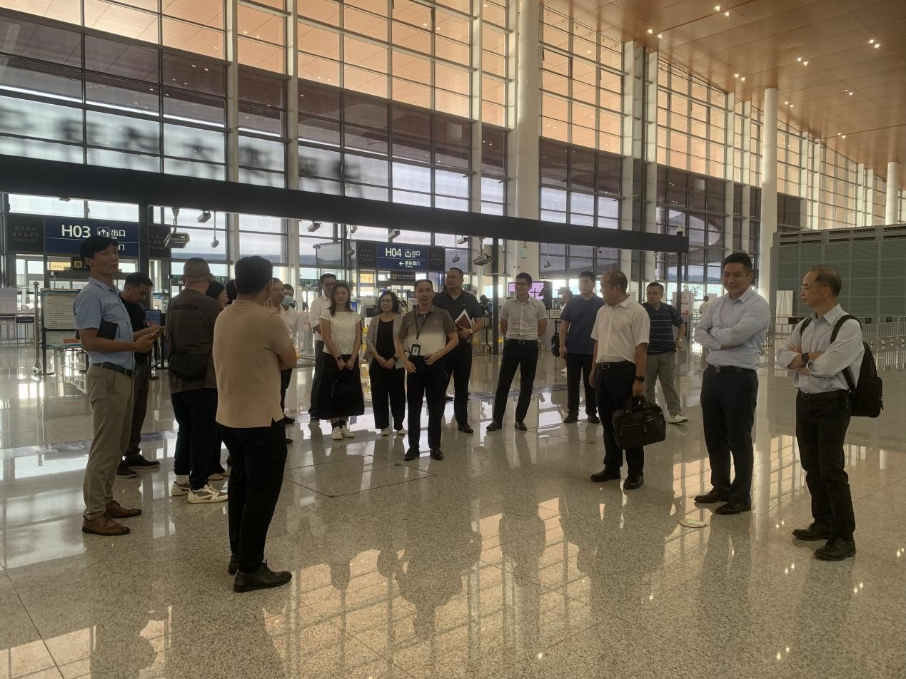 深圳外服集團(tuán)受邀參加航空業(yè)勞工關(guān)于食宿和交通協(xié)調(diào)會